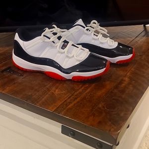 Mens Jordan 13 SOLD🚩 like New Sneakers wore once. Authentic